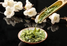 品牌VI設(shè)計(jì)將發(fā)揮重要作用，為企業(yè)在激烈的市場(chǎng)競(jìng)爭(zhēng)中贏得更多的優(yōu)勢(shì)和機(jī)會(huì)